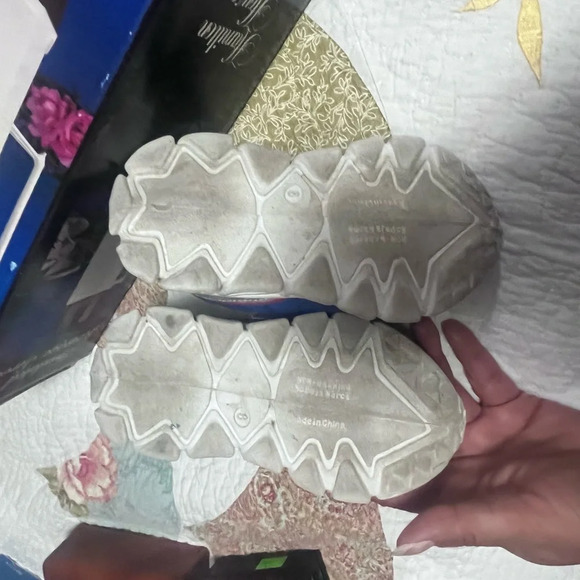 Marvel Spiderman Light Up Shoes - Picture 11 of 11